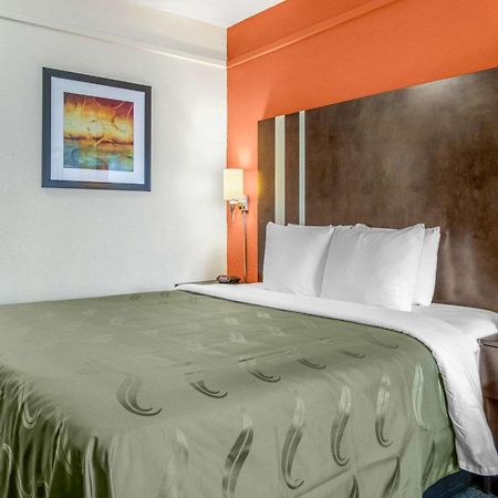 Quality Inn & Suites Jacksonville-Baymeadows Dış mekan fotoğraf