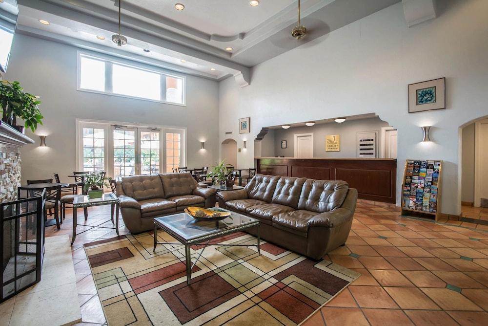 Quality Inn & Suites Jacksonville-Baymeadows Dış mekan fotoğraf