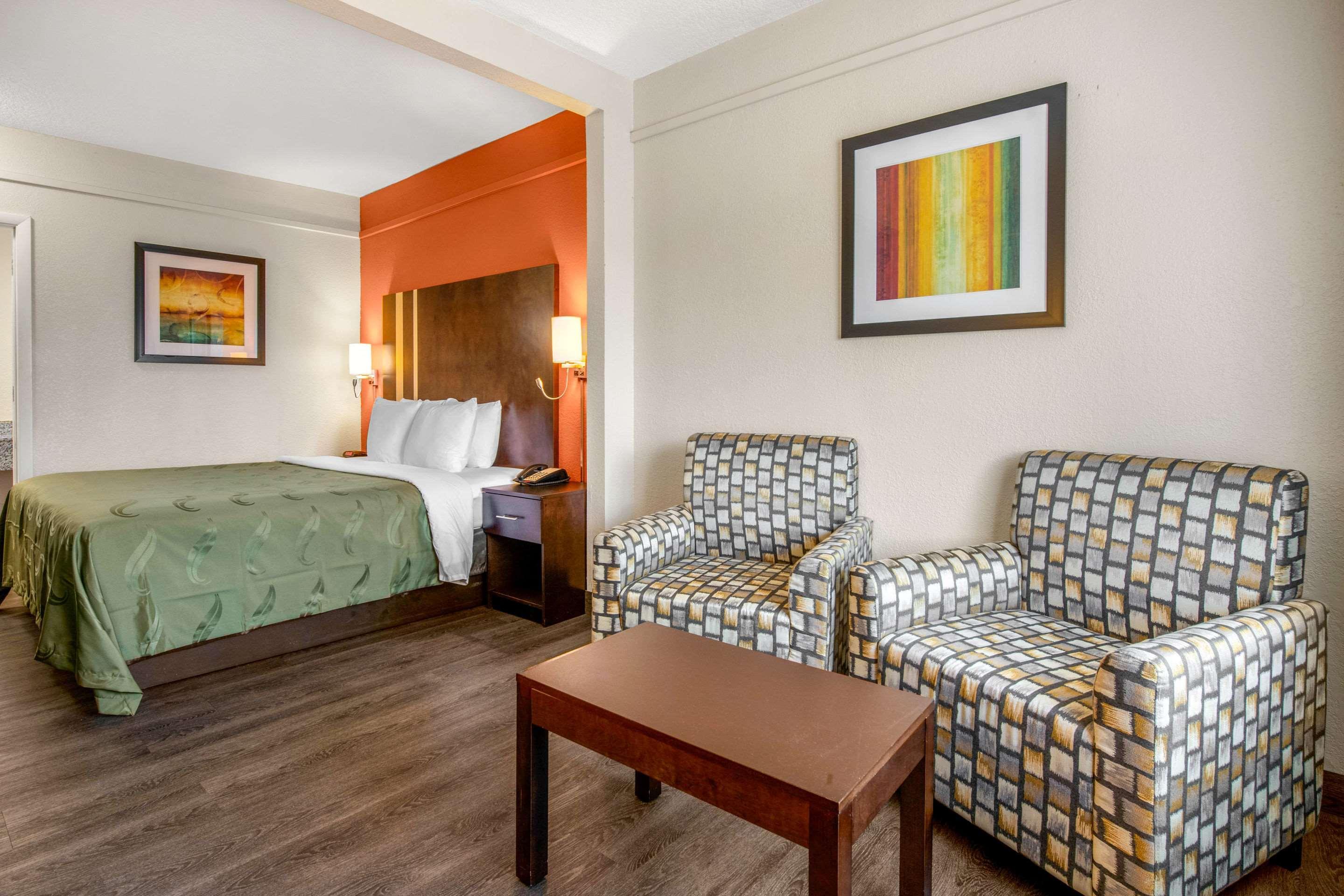 Quality Inn & Suites Jacksonville-Baymeadows Dış mekan fotoğraf