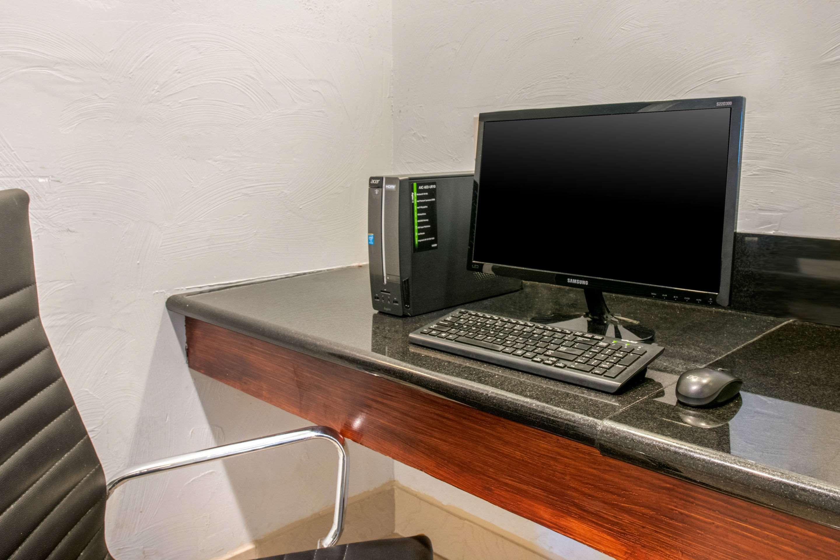 Quality Inn & Suites Jacksonville-Baymeadows Dış mekan fotoğraf