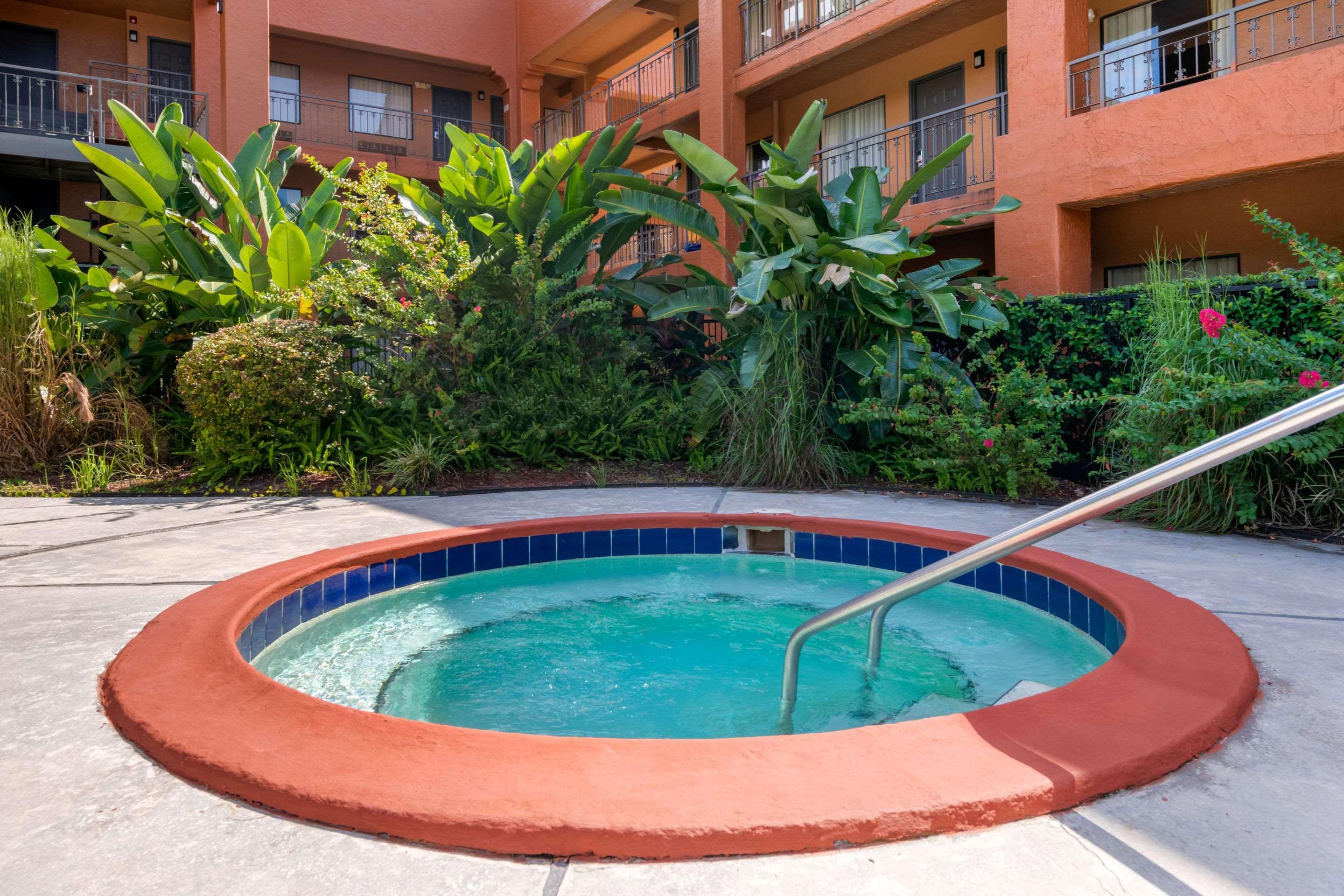 Quality Inn & Suites Jacksonville-Baymeadows Dış mekan fotoğraf