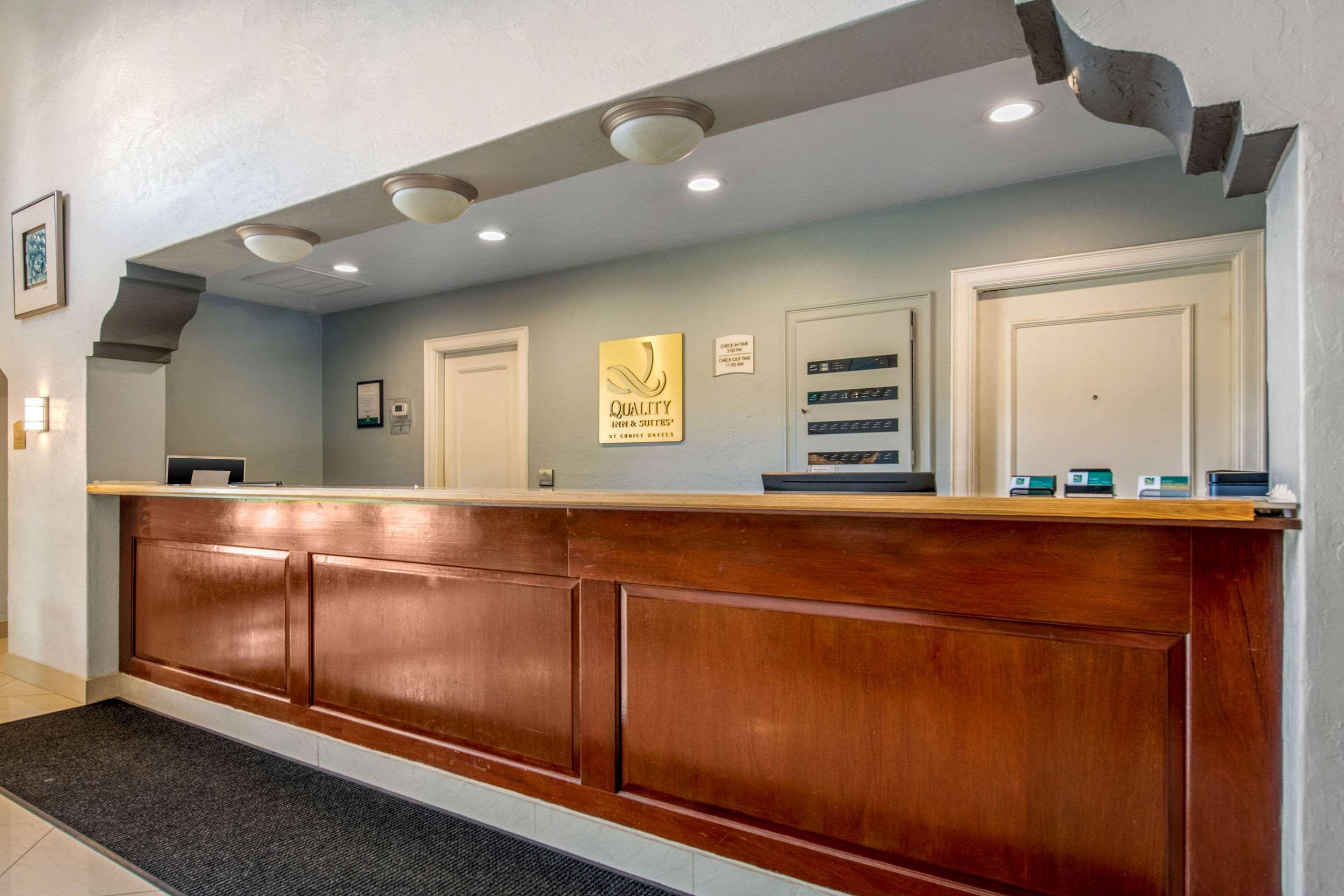 Quality Inn & Suites Jacksonville-Baymeadows Dış mekan fotoğraf